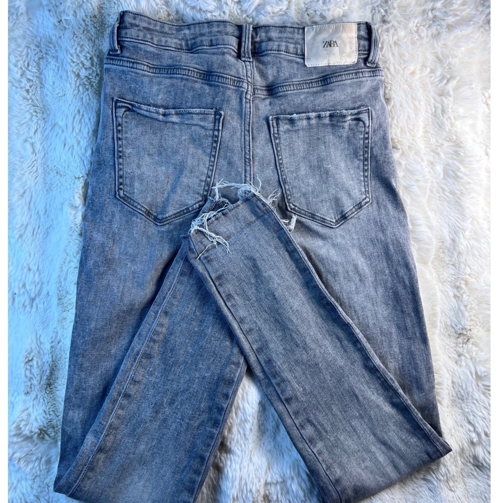 Zara Womens Skinny Jeans Grey Acid Wash Distressed Raw Hem Size 4